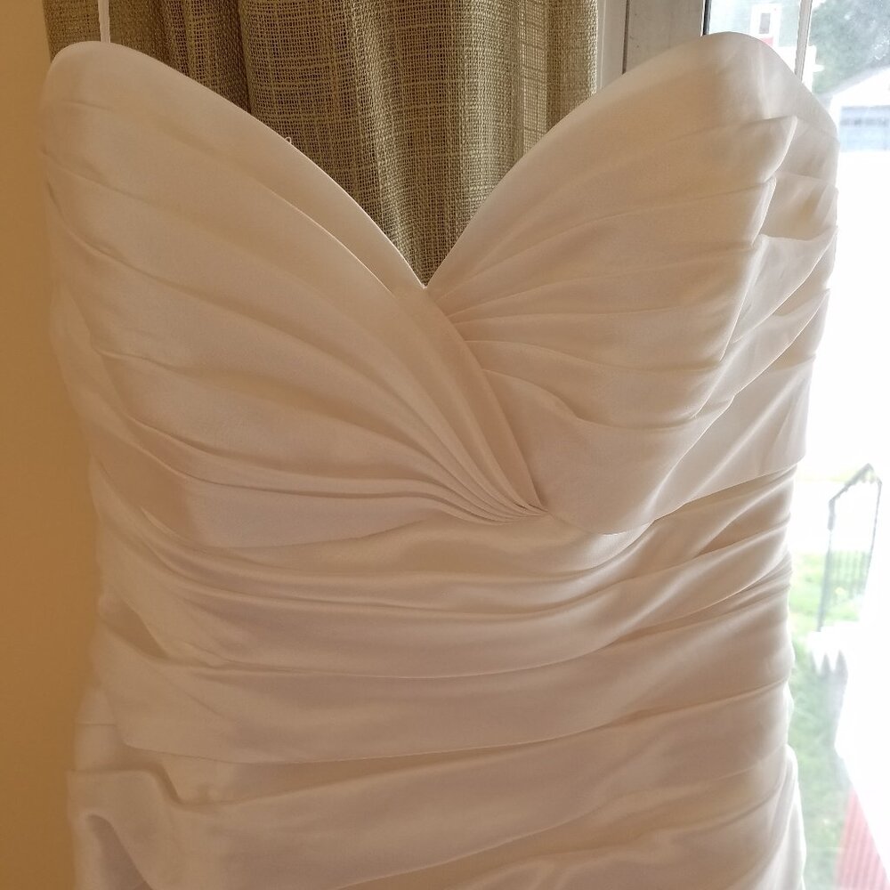 La Sposa Wedding Dress | Size 12